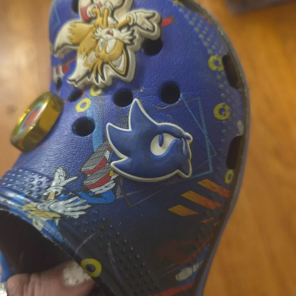Crocs Sonic the Hedgehog Classic Clogs Kids C11 Blue Jibbitz Tails Sega